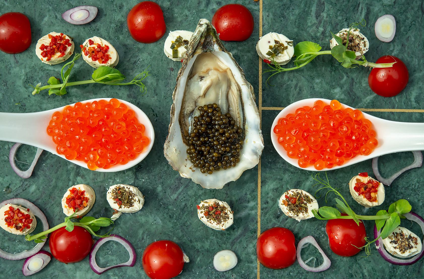 Red and black caviar – an exquisite gift for special moments