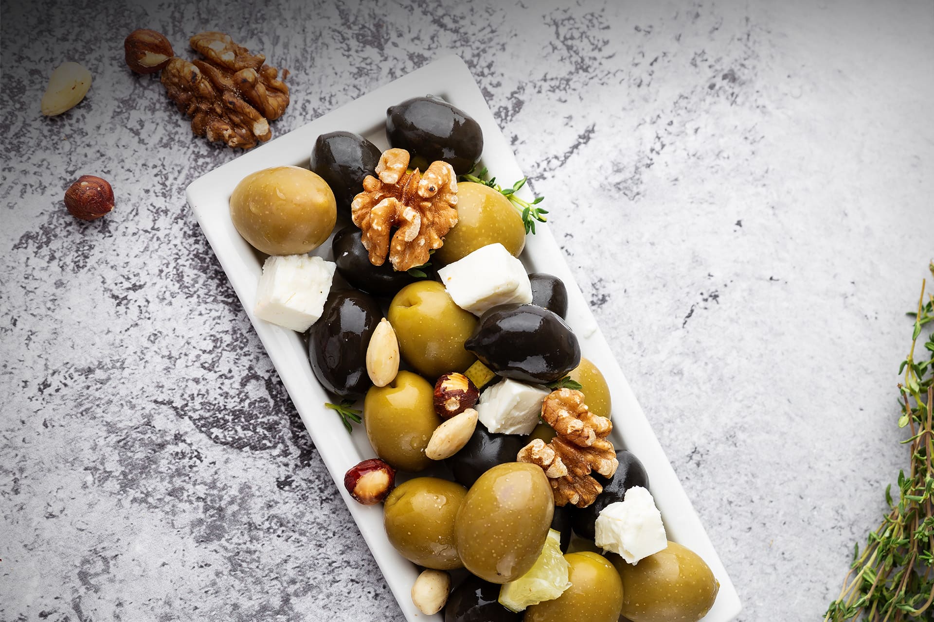 Greek olives unpitted